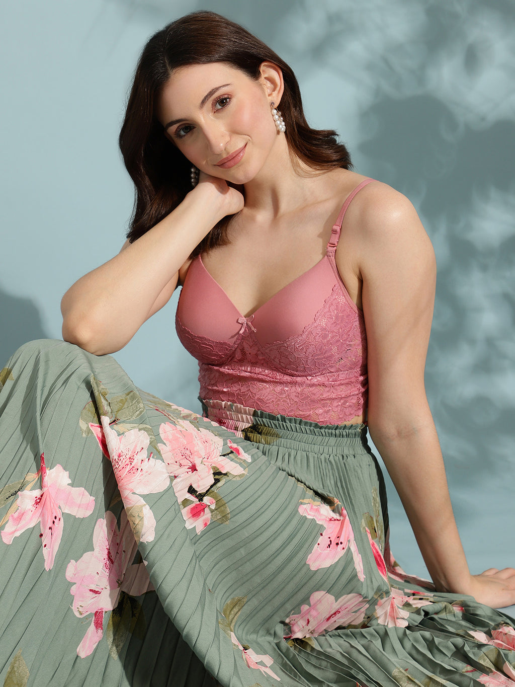 Lightly Padded Wire-Free Lace Bralette (Pink)