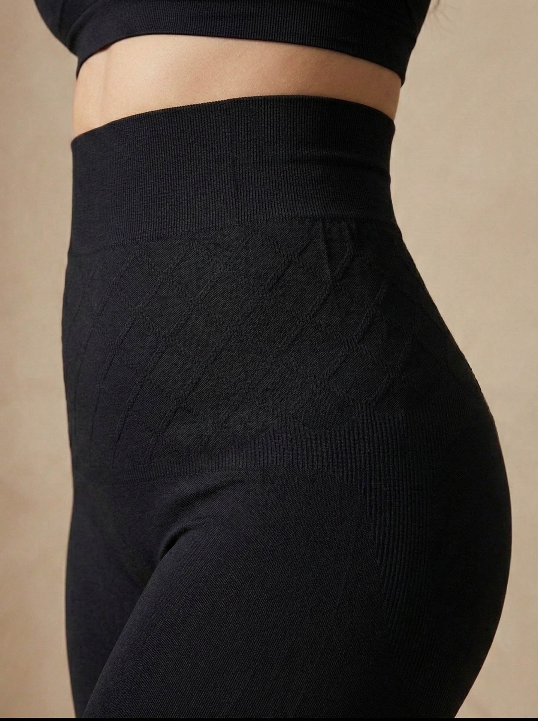 Seamless Tummy Tucker Shapewear (Black)