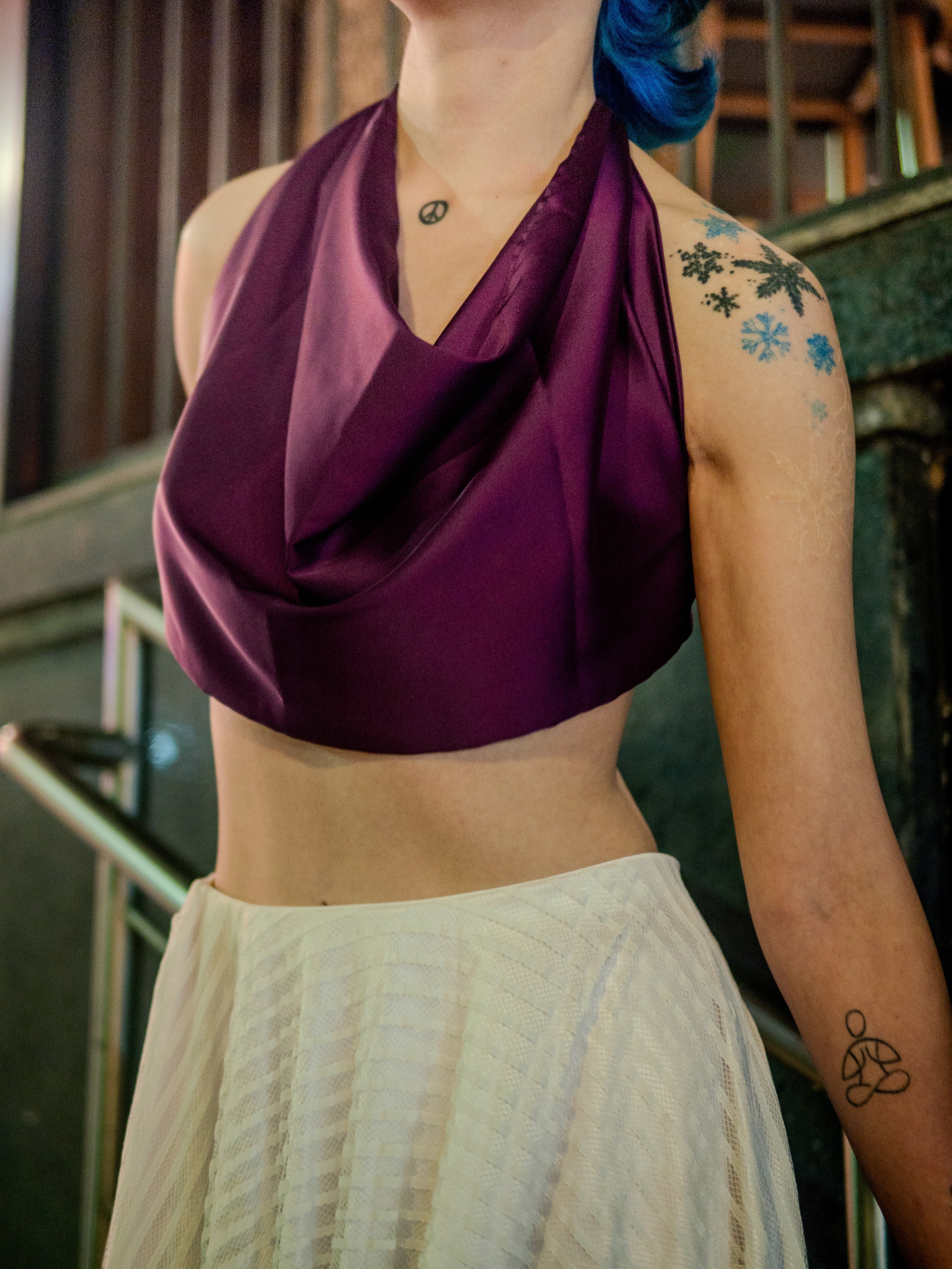 Off-Duty Versatile Silk Halter Top (Wine)